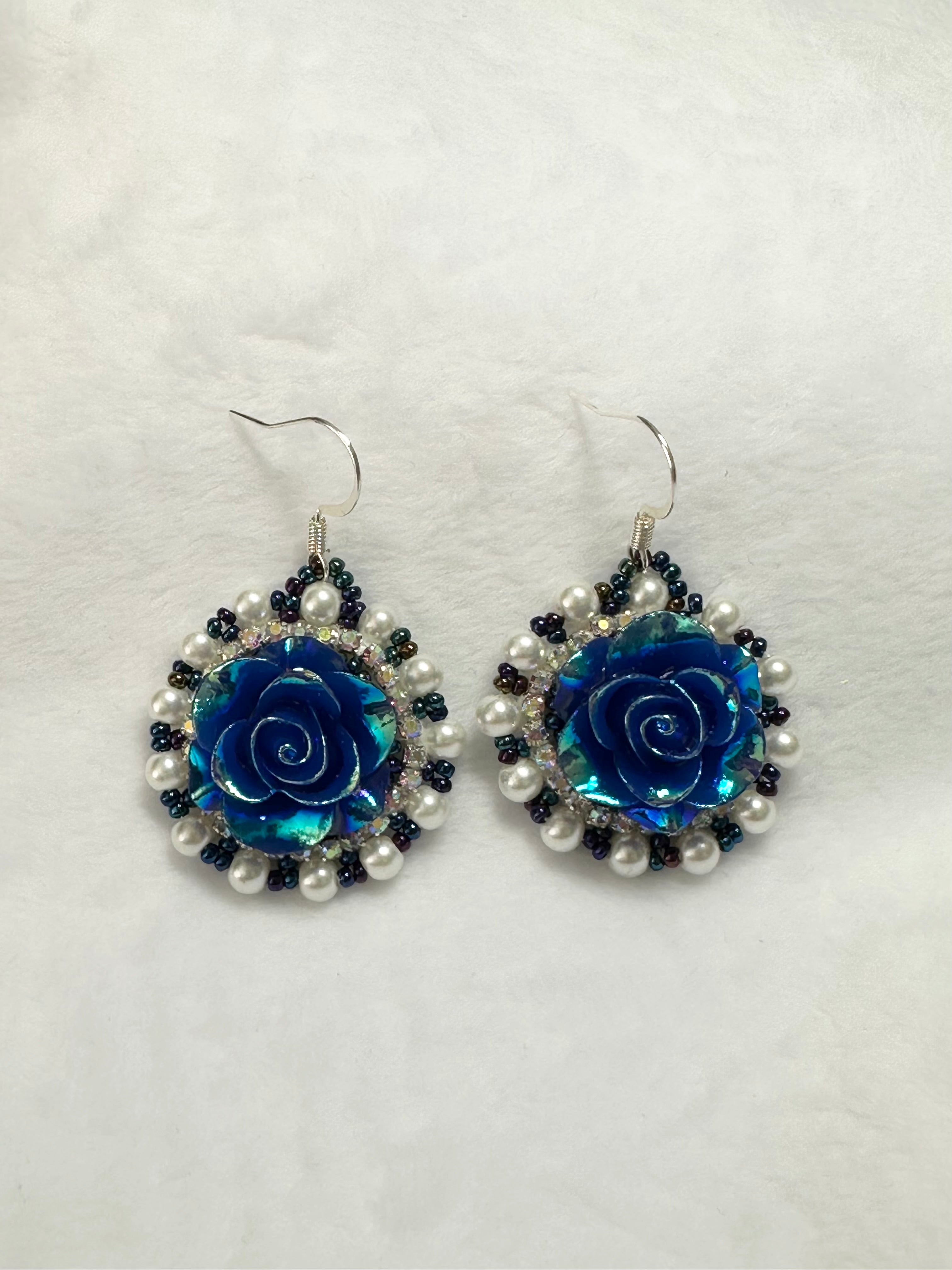 Small Roses Earrings